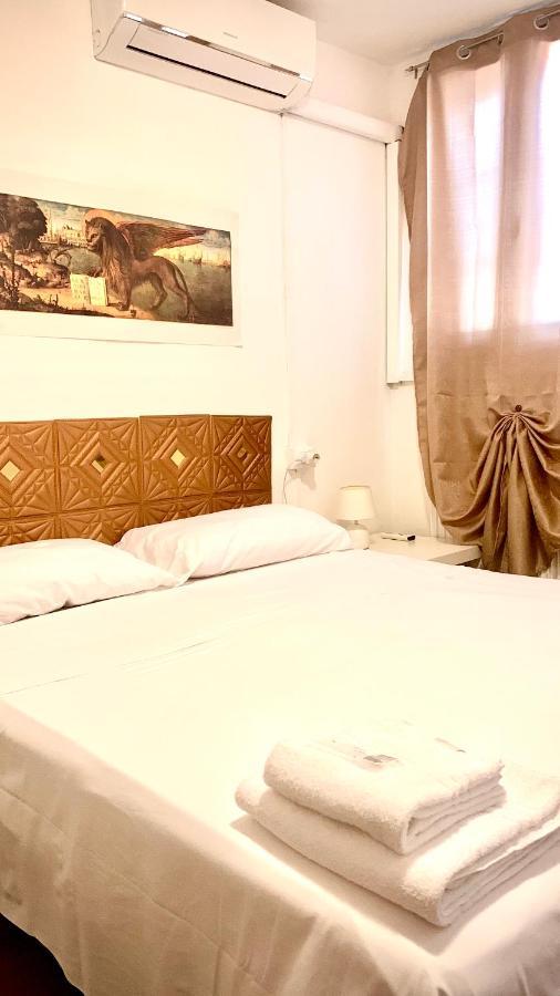 Venice B&B /Room With Private Bathroom المظهر الخارجي الصورة